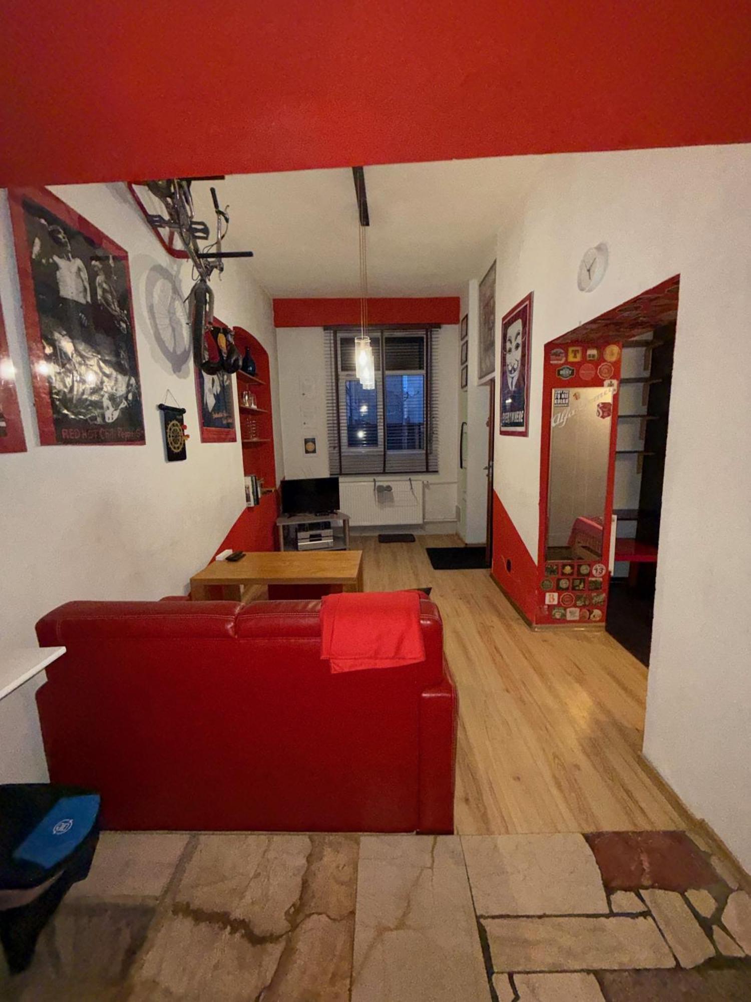 Studio Red And White Daire Łódź Dış mekan fotoğraf